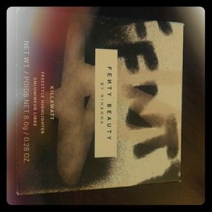 Fenty beauty highlighter